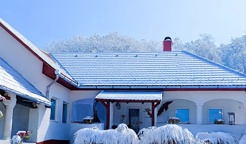 Harmony Vend�gh�z Egerszal�k - Augusztus 20.