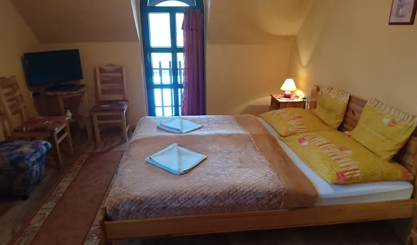 Hegyi Panzi Szilvsvrad - Augusztus 20. (min. 3 j)