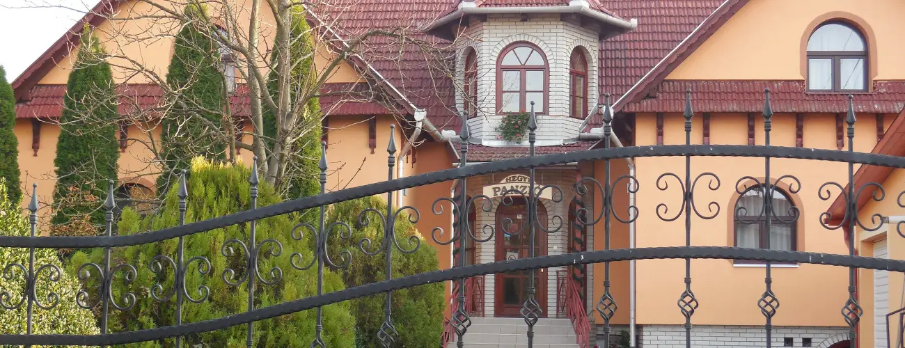 Hegyi Panzi Szilvsvrad - Augusztus 20. (min. 3 j)