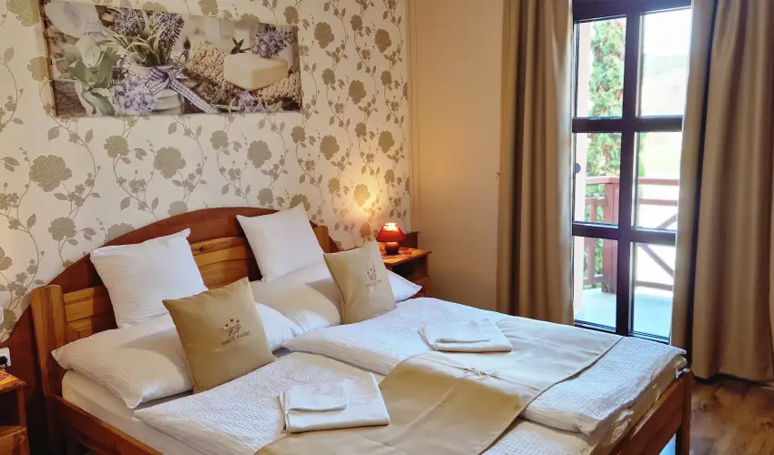 Hegyi Panzi Szilvsvrad - Augusztus 20. (min. 3 j)