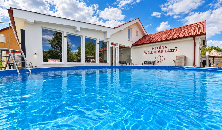 Hel�na Hotel & SPA Lev�l - Augusztus 20. (min. 2 �j)