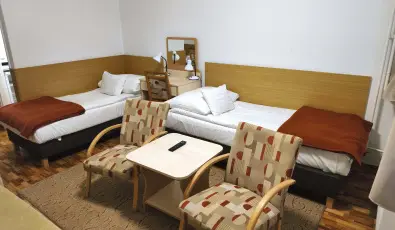 H�forr�s �d�l�- �s Lak�ssz�vetkezet Gyula