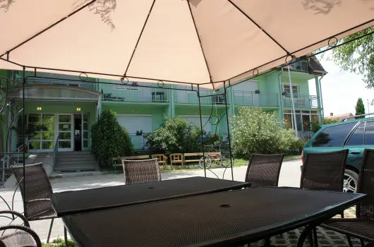 HoldLux Apartmanok - Augusztus 20. (min. 3 �j)