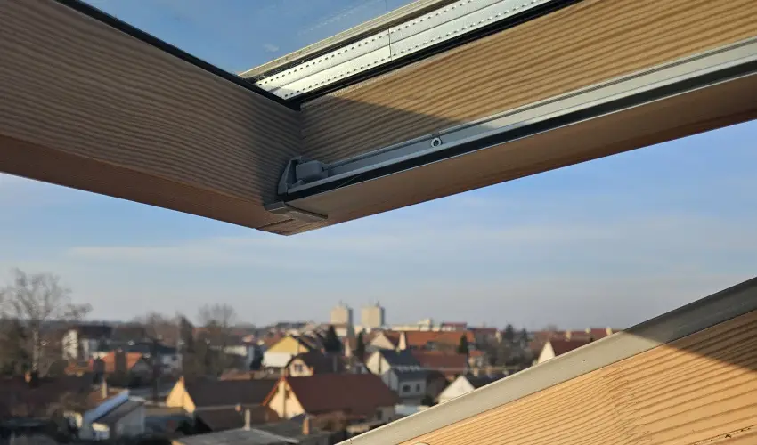 Holdvirg Hotel Srvr - Augusztus 20.