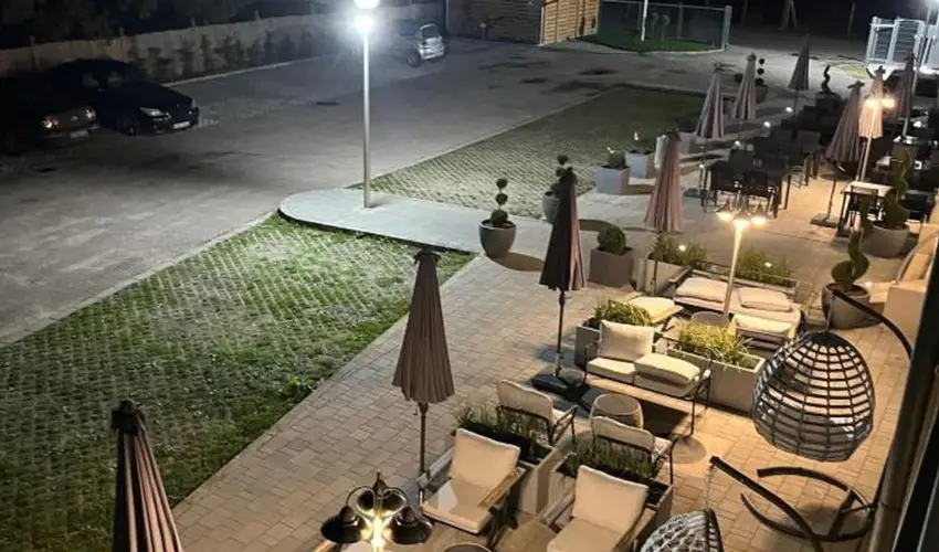 Holdvirg Hotel Srvr - Augusztus 20.