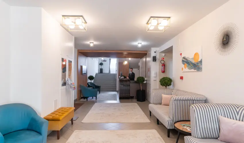 Holdvirg Hotel Srvr - Augusztus 20.