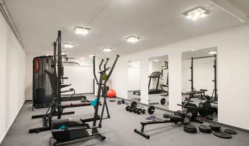 Holdvirg Hotel Srvr - Augusztus 20.