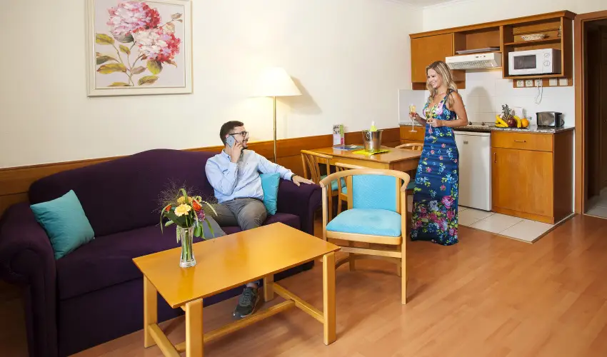 Holiday Club Apartman Hotel H�v�z H�v�z - Augusztus 20. (min. 2 �j)