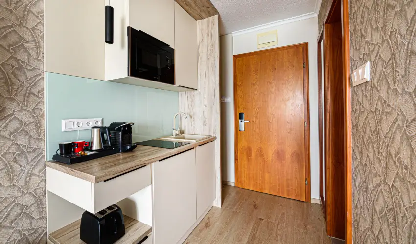 Holiday Club Apartman Hotel H�v�z H�v�z - Augusztus 20. (min. 2 �j)
