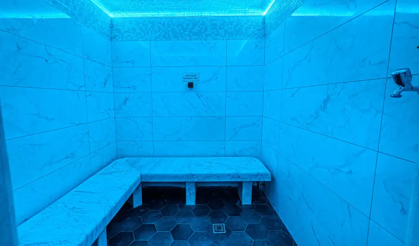 Holiday Club Apartman Hotel H�v�z H�v�z - Augusztus 20. (min. 2 �j)