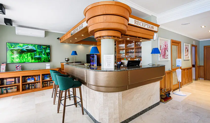 Holiday Club Apartman Hotel H�v�z H�v�z - Augusztus 20. (min. 2 �j)