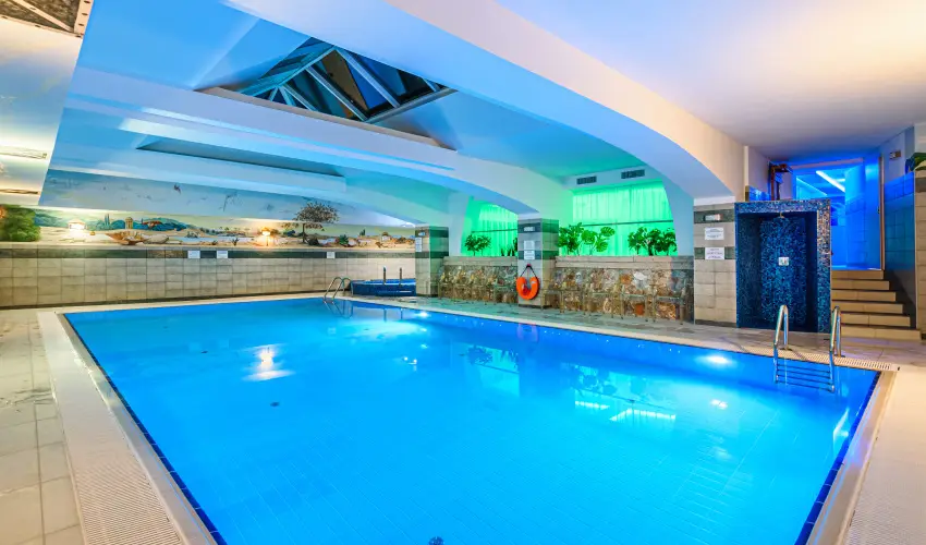 Holiday Club Apartman Hotel H�v�z H�v�z - Augusztus 20. (min. 2 �j)