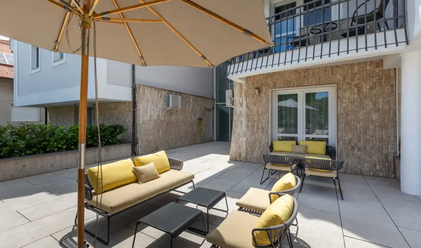 Holiday Club Apartman Hotel H�v�z H�v�z - Augusztus 20. (min. 2 �j)