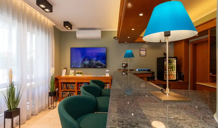 Holiday Club Apartman Hotel H�v�z H�v�z - Augusztus 20. (min. 2 �j)