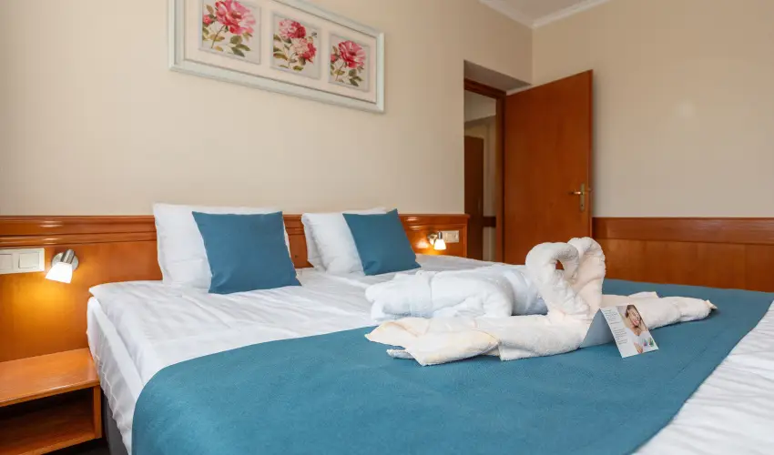 Holiday Club Apartman Hotel H�v�z H�v�z - Augusztus 20. (min. 2 �j)