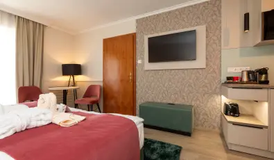 Holiday Club Apartman Hotel H�v�z H�v�z