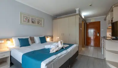 Holiday Club Apartman Hotel H�v�z H�v�z