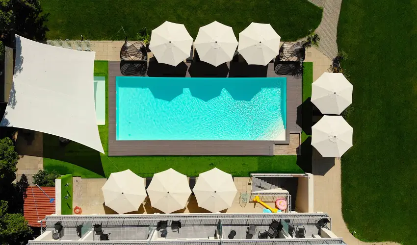 Holiday Resorts Balatonszrsz - Augusztus 20. (min. 2 j)