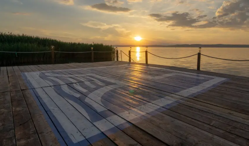 Holiday Resorts Balatonszrsz - Augusztus 20. (min. 2 j)