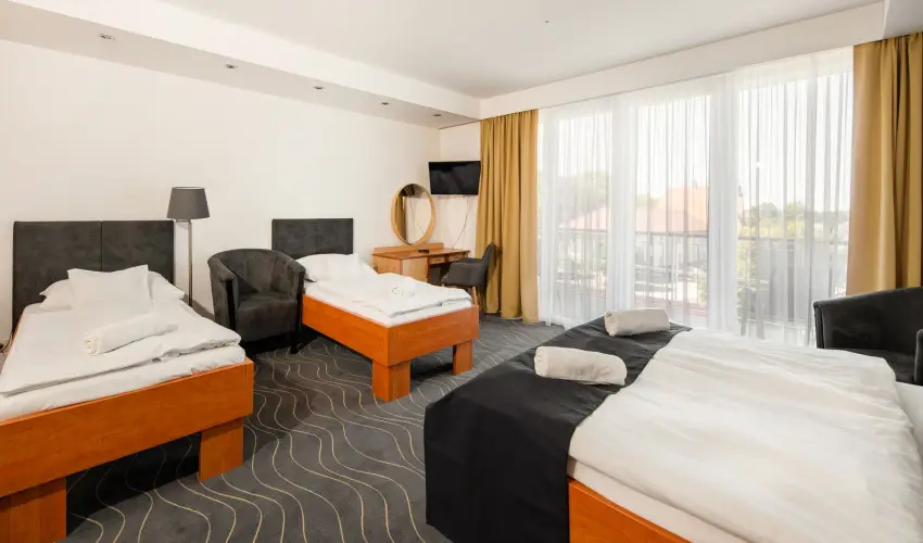 Holiday Resorts Balatonszrsz - Augusztus 20. (min. 2 j)