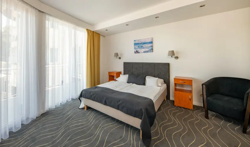 Holiday Resorts Balatonszrsz - Augusztus 20. (min. 2 j)