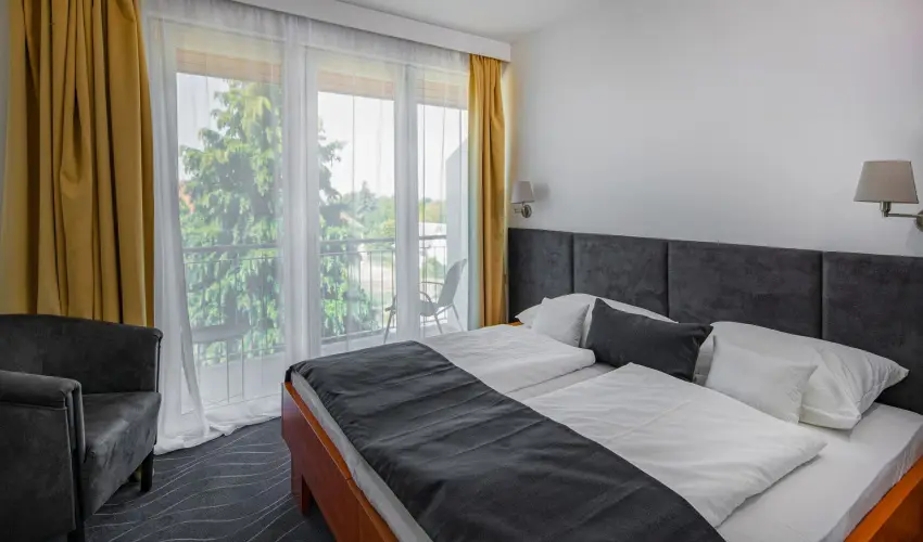 Holiday Resorts Balatonszrsz - Augusztus 20. (min. 2 j)