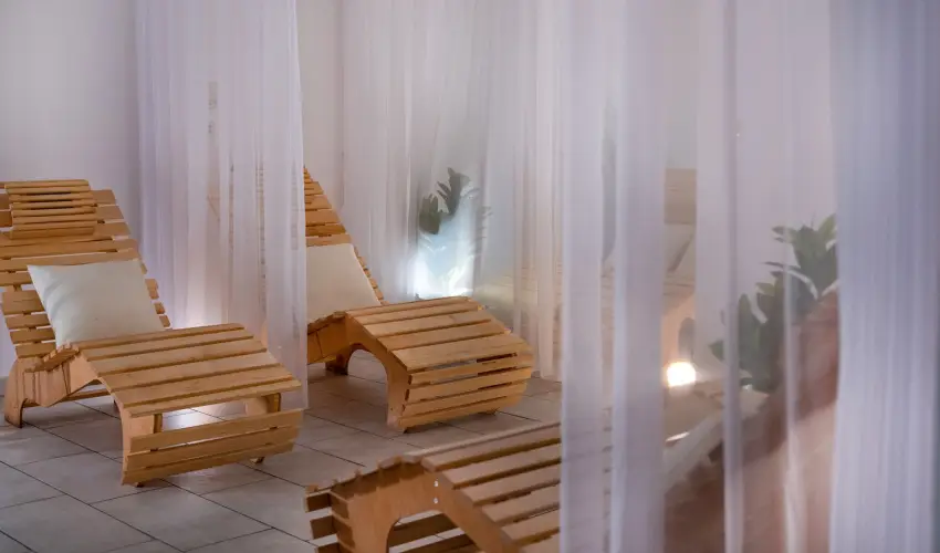 Holiday Resorts Balatonszrsz - Augusztus 20. (min. 2 j)