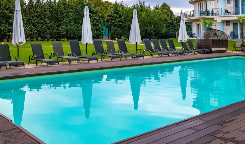 Holiday Resorts Balatonszrsz - Augusztus 20. (min. 2 j)