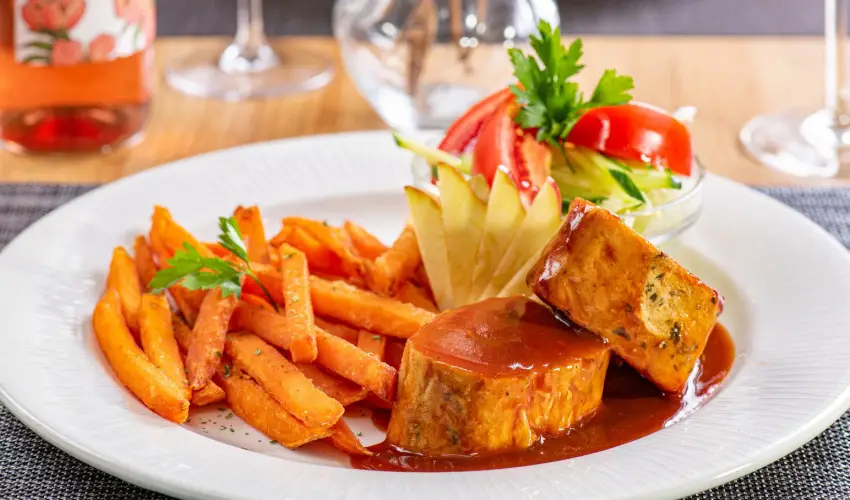 Holiday Resorts Balatonszrsz - Augusztus 20. (min. 2 j)