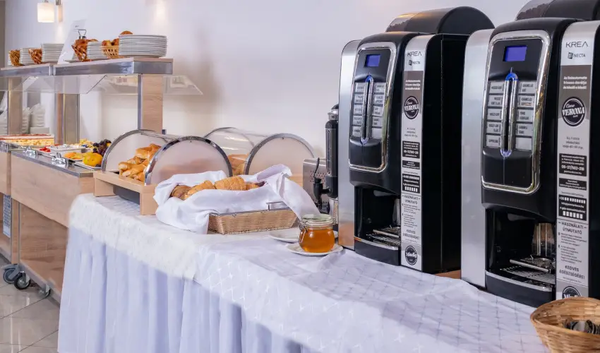 Holiday Resorts Balatonszrsz - Augusztus 20. (min. 2 j)