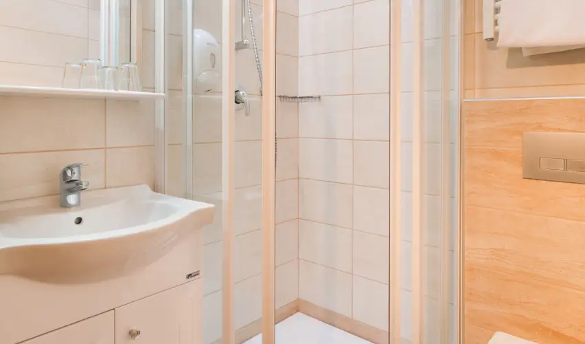 Honti Panzi Visegrd - Augusztus 20. (min. 3 j)