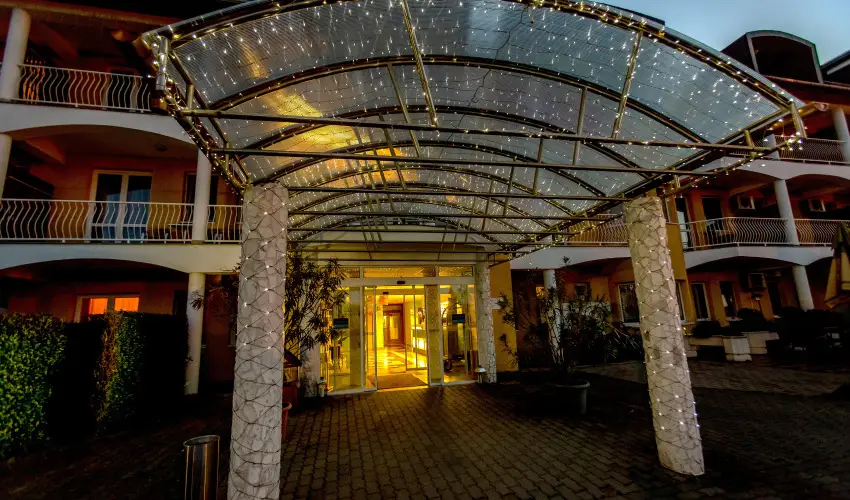 Hotel Aphrodite Zalakaros - Augusztus 20. (min. 3 �j)