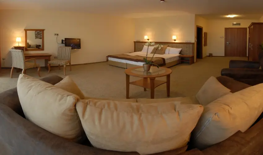 Hotel Aphrodite Zalakaros - Augusztus 20. (min. 3 �j)