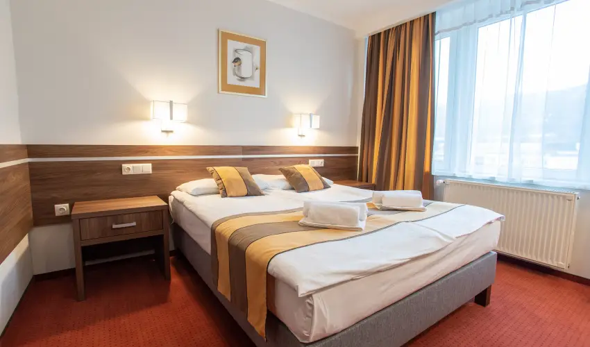 Hotel rpd Tatabnya - Augusztus 20.