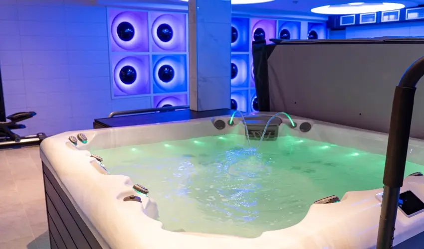 Hotel rpd Tatabnya - Augusztus 20.