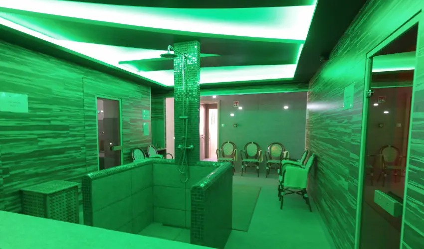 Hotel Aurum Family Hajdszoboszl - Augusztus 20. (min. 3 j)