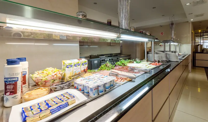 Hotel Aurum Family Hajdszoboszl - Augusztus 20. (min. 3 j)