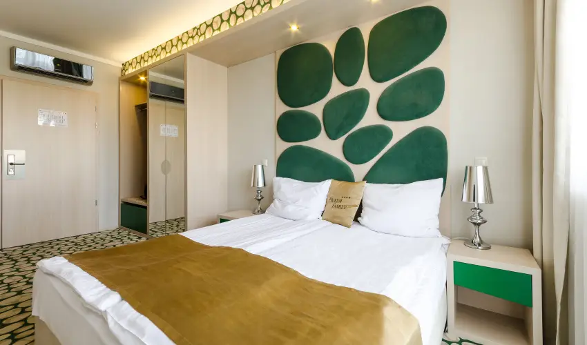 Hotel Aurum Family Hajdszoboszl - Augusztus 20. (min. 3 j)