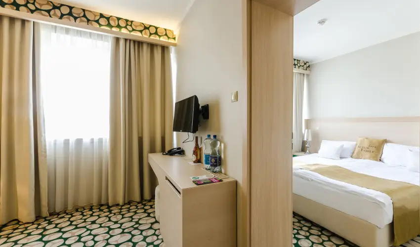 Hotel Aurum Family Hajdszoboszl - Augusztus 20. (min. 3 j)