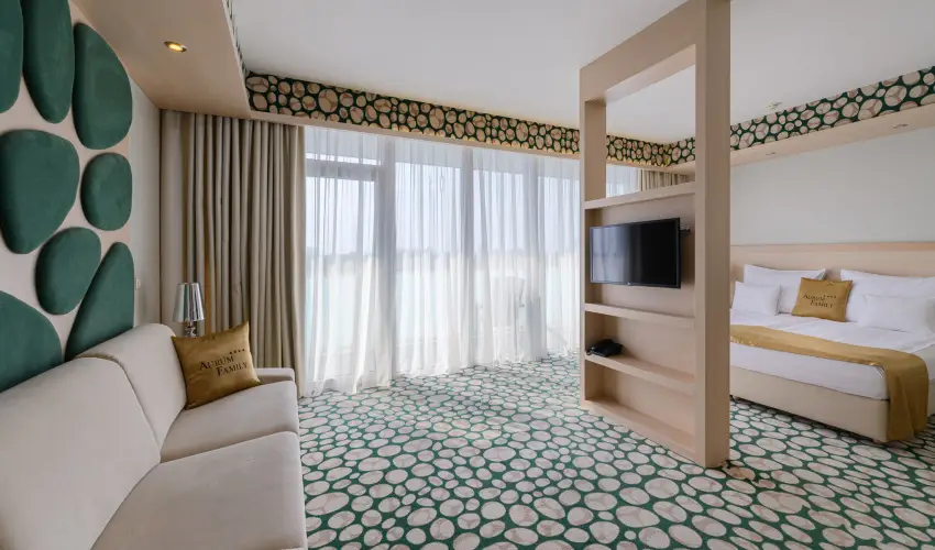 Hotel Aurum Family Hajdszoboszl - Augusztus 20. (min. 3 j)