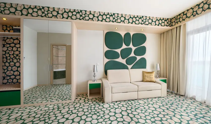 Hotel Aurum Family Hajdszoboszl - Augusztus 20. (min. 3 j)