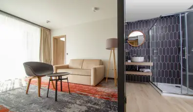 Avar Hotel M�traf�red