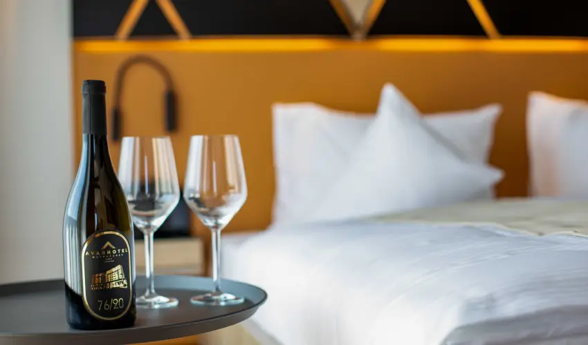 Avar Hotel M�traf�red - Augusztus 20.