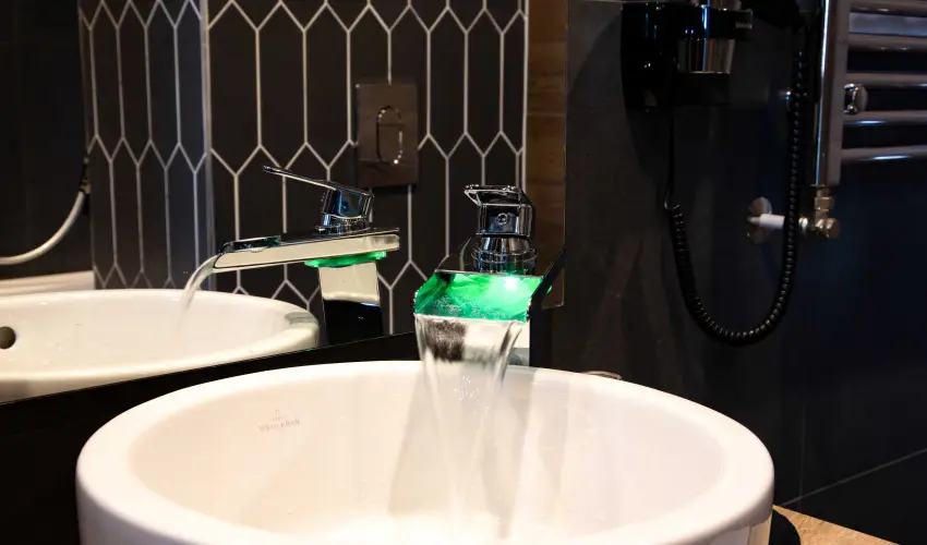 Avar Hotel M�traf�red - Augusztus 20.