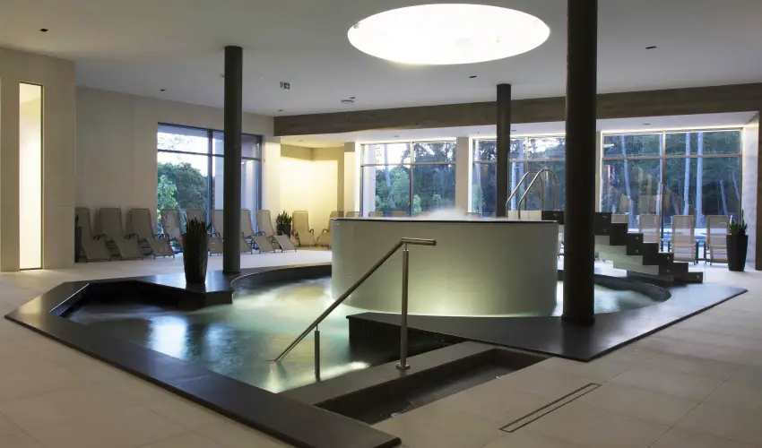 Avar Hotel M�traf�red - Augusztus 20.