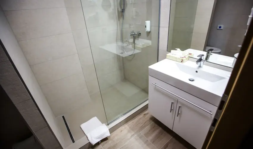 Hotel Bassiana Srvr - Augusztus 20. (min. 3 j)