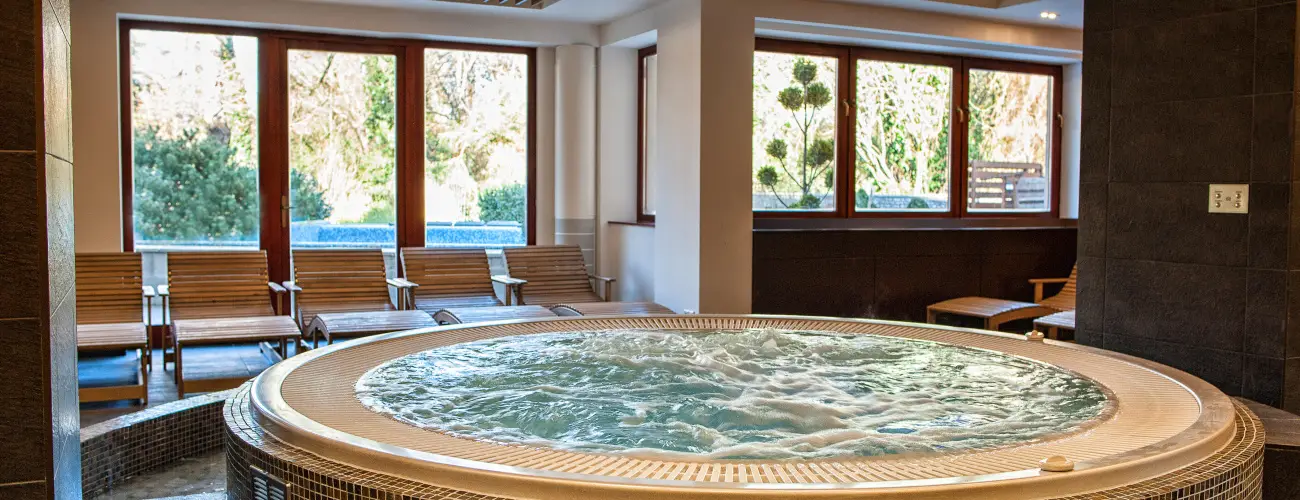 Hotel Bassiana Srvr - Augusztus 20. (min. 3 j)