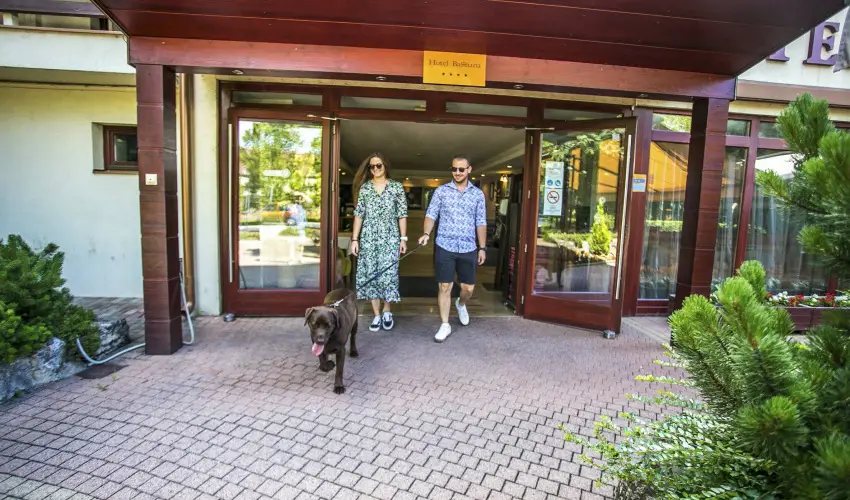 Hotel Bassiana Srvr - Augusztus 20. (min. 3 j)