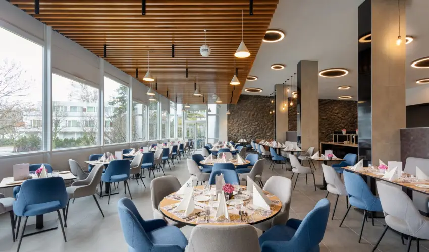 Hunguest Hotel Bke Hajdszoboszl - Augusztus 20. (min. 3 j)