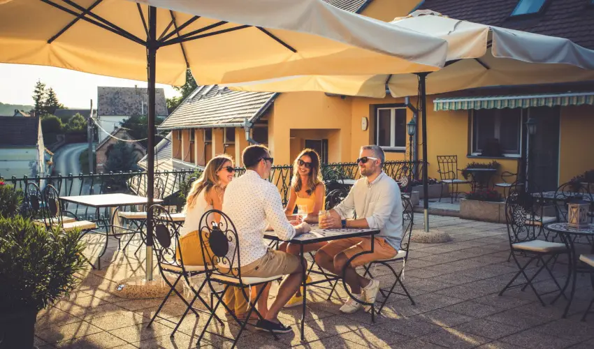 Hotel Cabernet Vill�nyk�vesd - Augusztus 20.